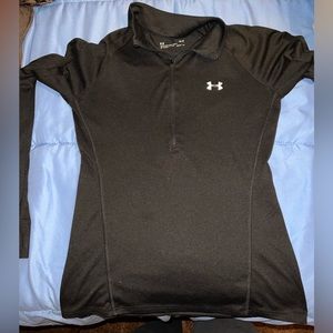 Under Armour women’s long sleeve half zip